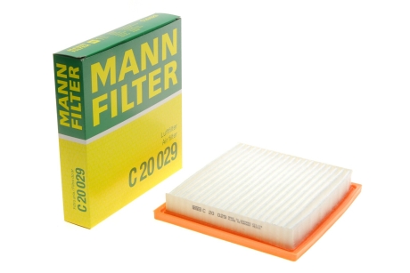 Фільтр повітряний -FILTER MANN C 20 029