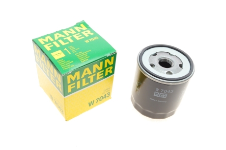 Фільтр масляний -FILTER MANN W 7043 (фото 1)