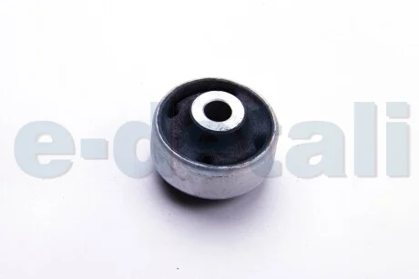 Сайлентблок переднього важеля Golf IV/Octavia 96-11 (задній) Metalcaucho 02963