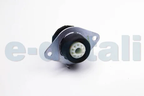 Опора двигателя левая Renault Trafic 1.9, 2.0 (01-) Metalcaucho 04451