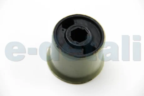 Сайлентблок переднього важеля Caddy 04- задній (вставка) Metalcaucho 04691