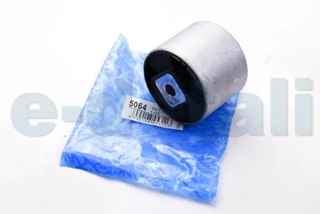 Подушка двигуна задня Vito (638) OM611 99-03 Metalcaucho 05064