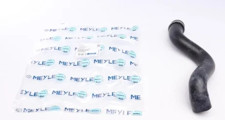 Патрубок системы охлаждения MB E-class (W211) 2.0-2.2CDI 02-09 (снизу) (R) MEYLE 019 222 0026