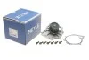Помпа воды Volvo C30/C70/S40/S60/S80/V40/V50/V60/V70/XC60/XC70/XC90 2.0/2.4/2.4D/3.0 T6 D3/D4/D5 01- MEYLE 513 220 0003 (фото 1)