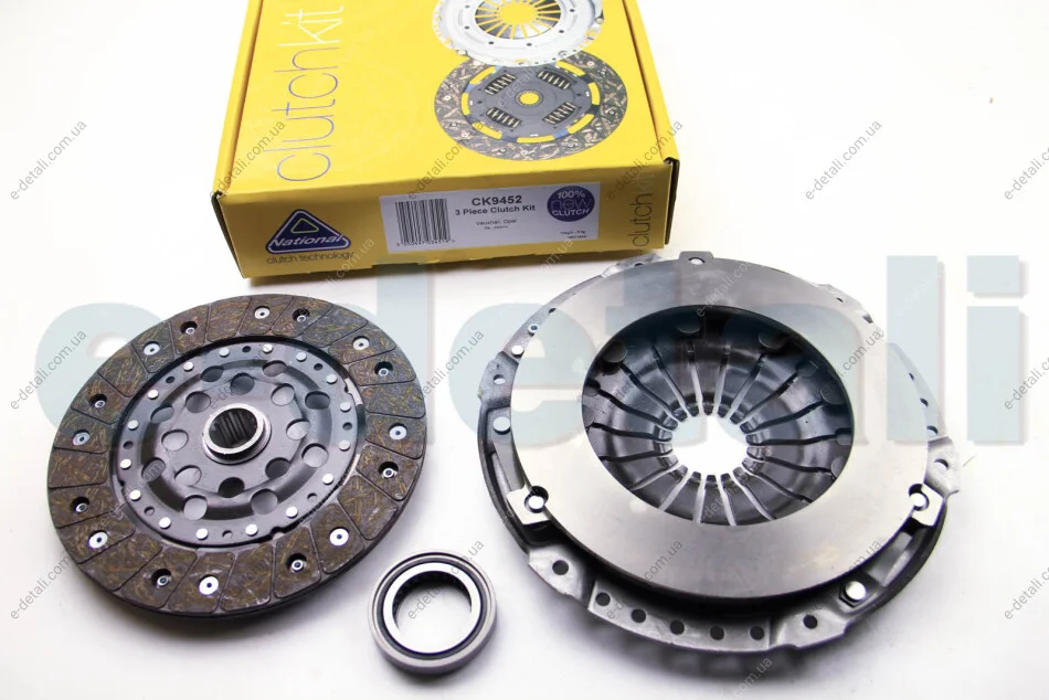 Комплект сцепления Omega B 2.0 i 94-00 (215mm) National CK9452 (фото 1)