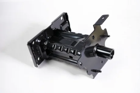Кронштейн переднього бампера NISSAN 622114CL0A