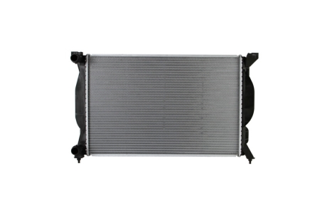 Радиатор охлаждения AUDI A4/S4 (B6, B7) (00-) 1.6-2.0 (выр-во) NISSENS 60304A