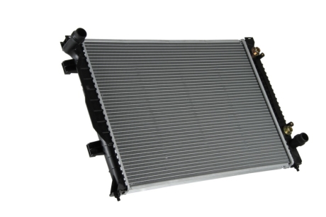 Радіатор охолодження AUDI A6/S6 (C5) (01-) 2.5 TDi AT (вир-во) NISSENS 60423A (фото 1)