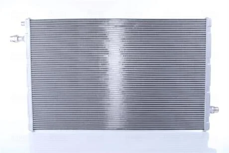 Радиатор охлаждения NISSENS 606327