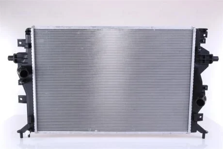 Радіатор NISSENS 606607