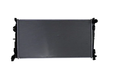 Радіатор охолоджування NISSENS 61018A