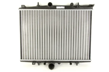 Радіатор системи охолодження NISSENS 61291A