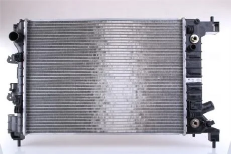 Радіатор NISSENS 61696