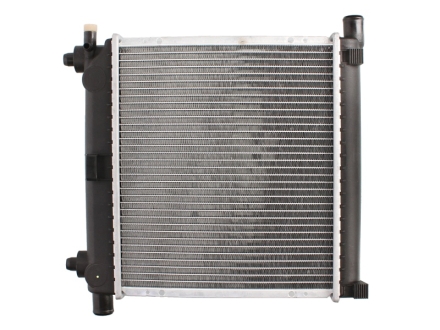 Радиатор охлаждения MERCEDES C-CLASS W201/E-CLASS W124(выр-во) NISSENS 62551