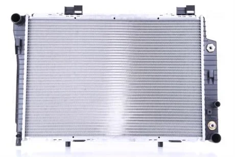 Радіатор охолодження MERCEDES C-CLASS W 202/ CLK-CLASS W 208 (вир-во Nissens) NISSENS 62756A