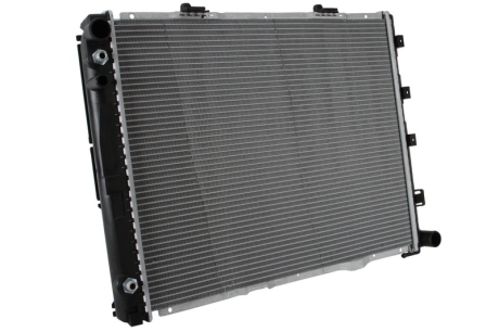 Радиатор охлаждения MERCEDES E-CLASS W 124 (84-) E 300 D (выр-во) NISSENS 62762A (фото 1)