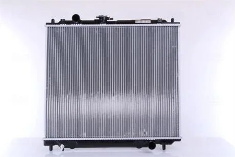 Радіатор охолоджування NISSENS 62801
