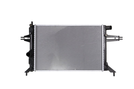 Радиатор охлаждения ASTRA G 1.4 MT -AC 98- (выр-во) NISSENS 63005A