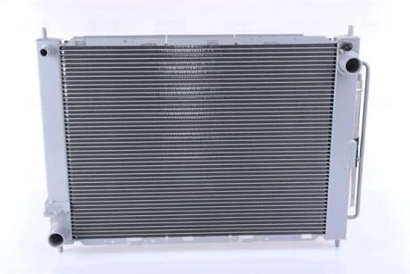 Радіатор кондиціонера NISSENS 637636