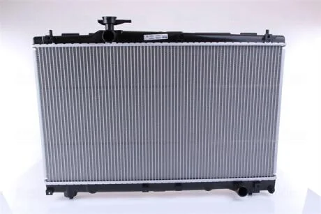 Радіатор NISSENS 64670A