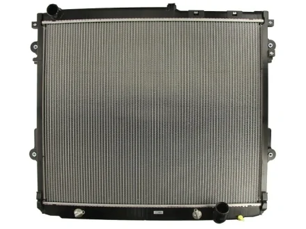 Радіатор охолодження TOYOTA LAND CRUISER J200 (08-) 4.5 TD (вир-во Nissens) NISSENS 646826