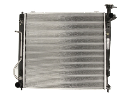 Радиатор охлаждения KIA SORENTO II (XM) (10-) 2.0 CRDi (выр-во) NISSENS 67465 (фото 1)