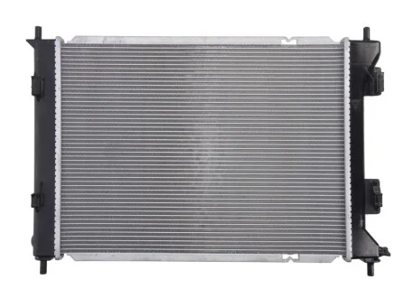 Радіатор NISSENS 67603
