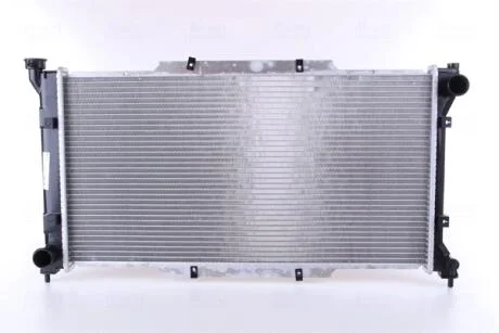 Радіатор охолодження NISSENS 67701