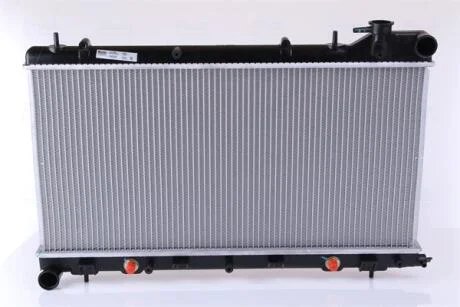 Радіатор охолодження двигуна NISSENS 67705A