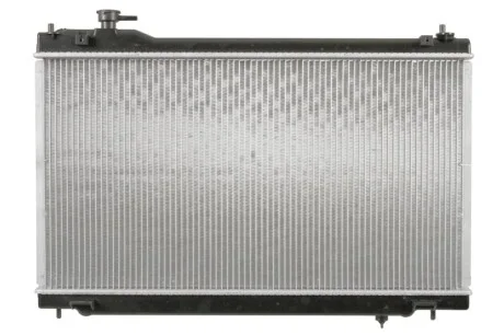 Радіатор охолоджування NISSENS 681212