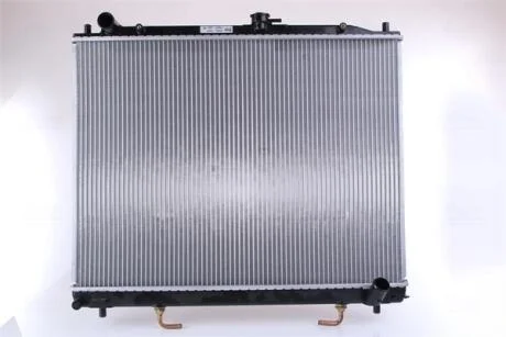 Радиатор NISSENS 68181A