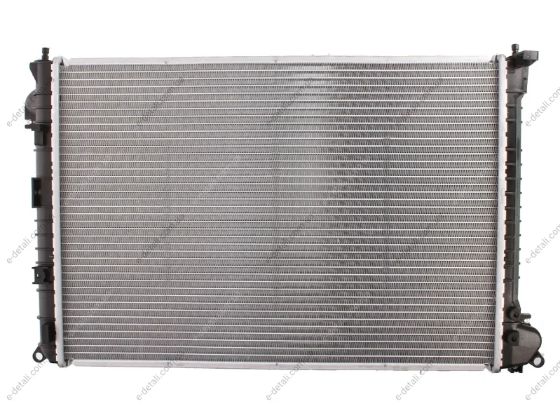Радіатор охолоджування NISSENS 69701A (фото 1)