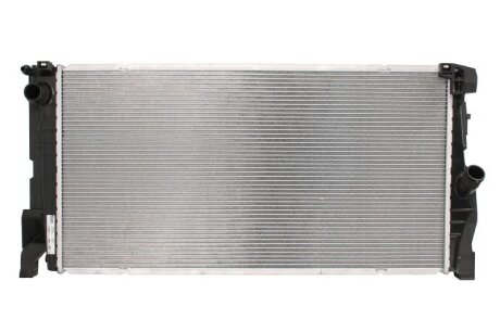 Радіатор охолодження двигуна NISSENS 69708