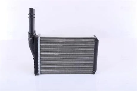 Радиатор отопления NISSENS 73258