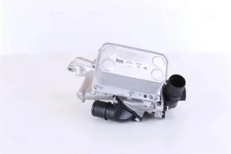 Радиатор масляный RENAULT Trafic 2.0D 01- (выр-во Nissens) NISSENS 90924