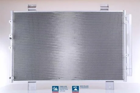 Радіатор кондиціонера NISSENS 940697