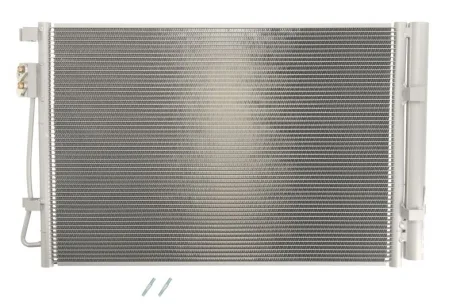 Радіатор кондиціонера NISSENS 940730