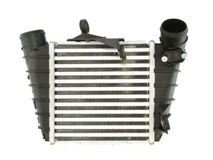 Интеркулер VAG (выр-во Nissens) NISSENS 96770