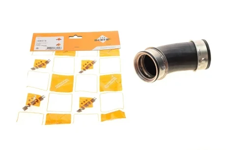 Патрубок интеркулера (нижний) (L) VW T5 1.9D/2.5D 03-09 NRF 166015