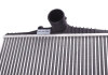 Радиатор интеркулера NRF 30250 (фото 17)