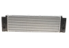 Радиатор интеркуллера NRF 30505 (фото 4)