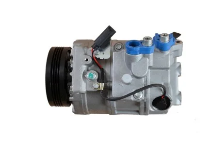 Компрессор кондиционера BMW 5 (E60/E61)/7 (E65/E66/E67) 2.0-3.0D 01-10 NRF 32433