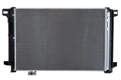 Радиатор кондиционера MB E-class (W212)/CLS-class (X218)/C-class (W204)/GLK-class (X204) 1.6-6.2 07- NRF 35793