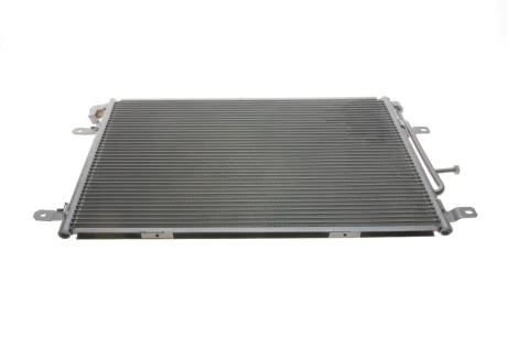 Радиатор кондиционера Audi A4 2.7D/3.0D/4.2 04-09 NRF 35841