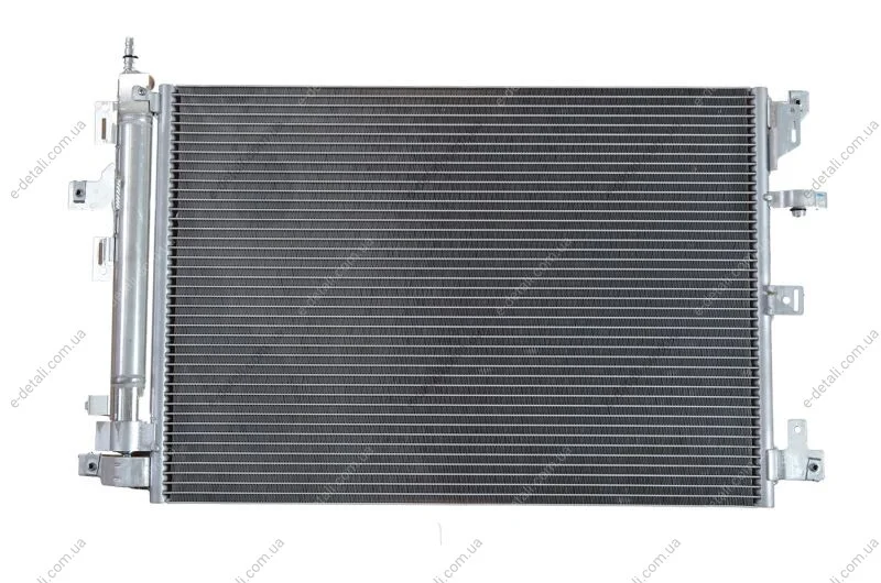 Радіатор кондиціонера Volvo XC70 II/XC90 I 2.4D-4.4 02-14 NRF 35889 (фото 1)