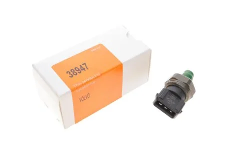 Датчик давления кондиционера Volvo S40/S60/S80/V40/V70/XC70/XC90 95-16 NRF 38947