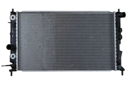 Радиатор охлаждения Opel Vectra A/B 1.6-2.2 i/DTI 95-03 NRF 50219