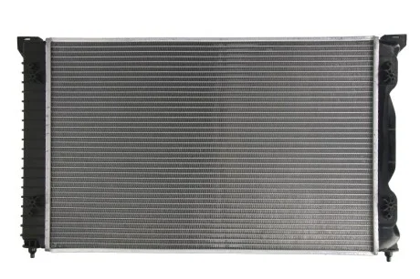 Радіатор охолодження Audi A4/Seat Exeo 01- NRF 50543