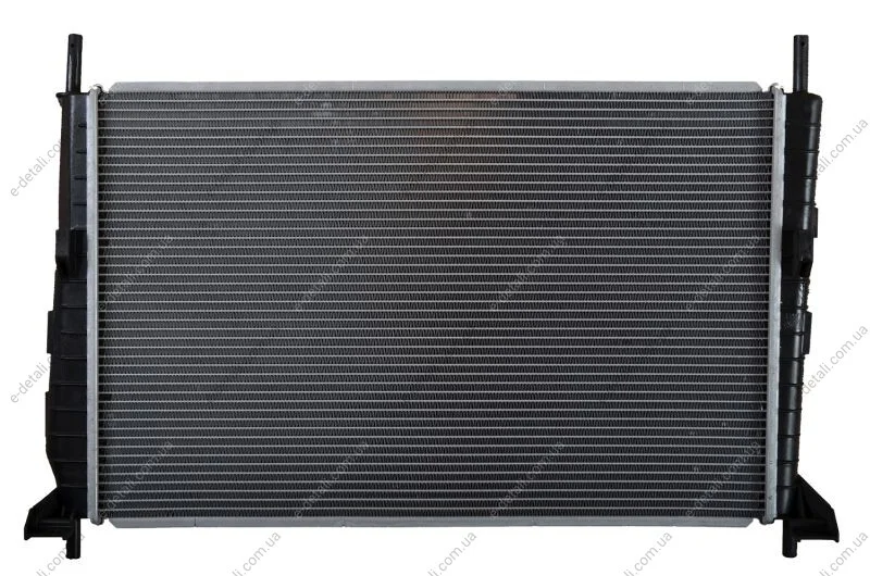 Радиатор охлаждения Ford Mondeo 1.6-2.5/1.8TD 93-00 NRF 509527 (фото 1)