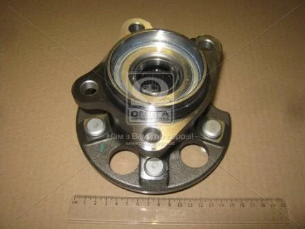 Маточина колеса TOYOTA Lexus RX300/330/350/400h задн. (вир-во PMC-ESSENCE) PARTS-MALL HCMF-012